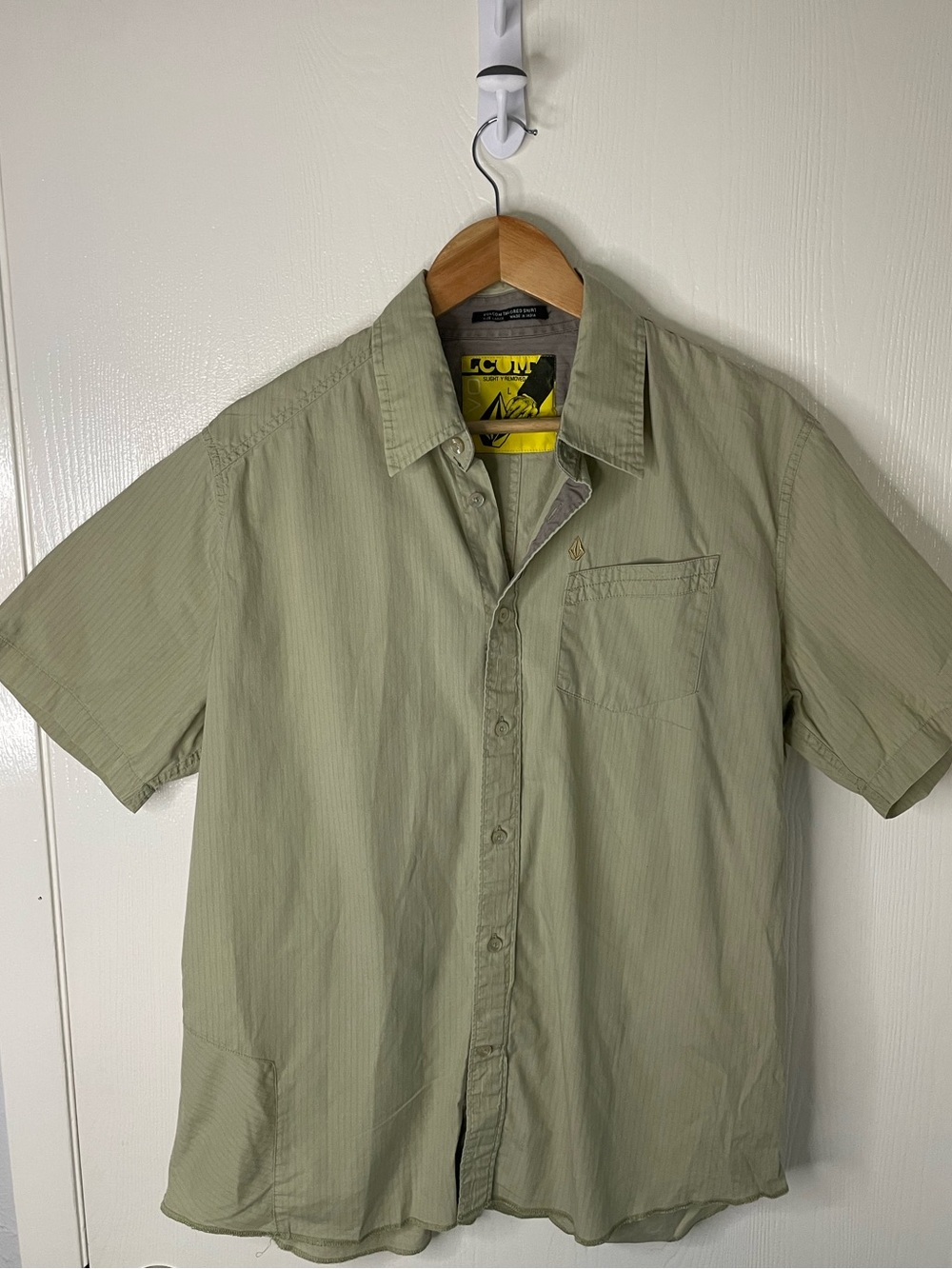 Volcom Olive Green Cotton Button Up Shirt Large Skate Surf Casual